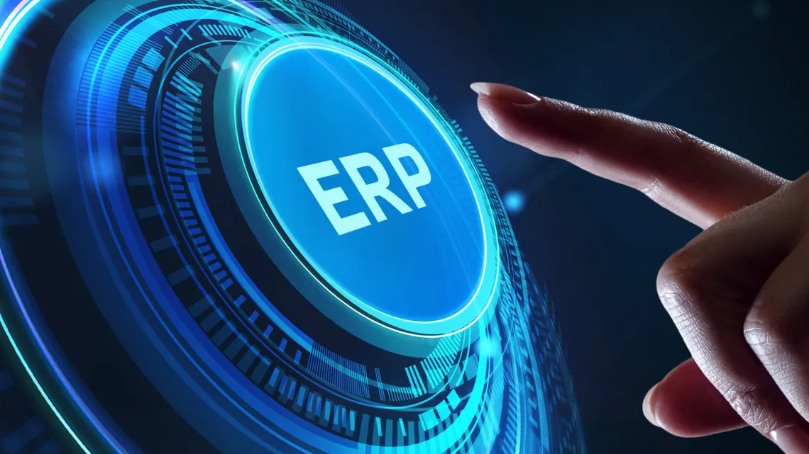 Ilustracja do artykułu porównującego moduł środków trwałych w ERP z osobnym systemem